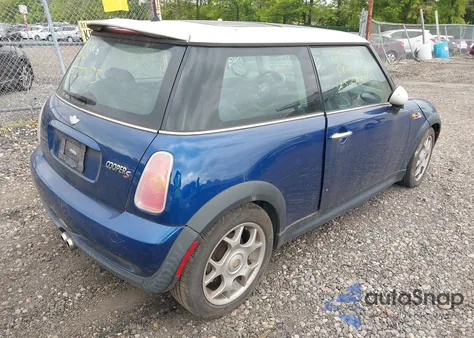 2004 Mini Cooper S из США, поврежденный, VIN WMWRE33484TD77611